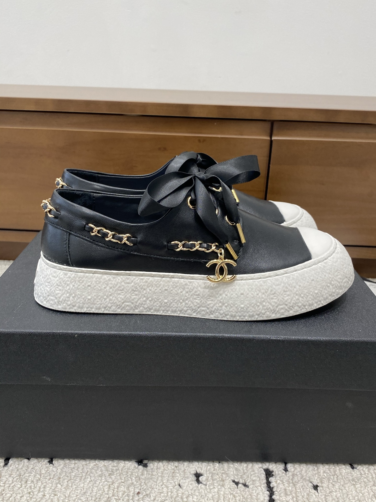 Women's high heels